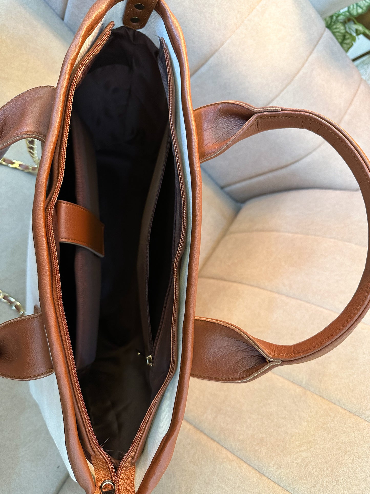 Black Elizabeth Tote