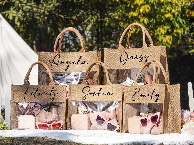 Multipurpose beach tote