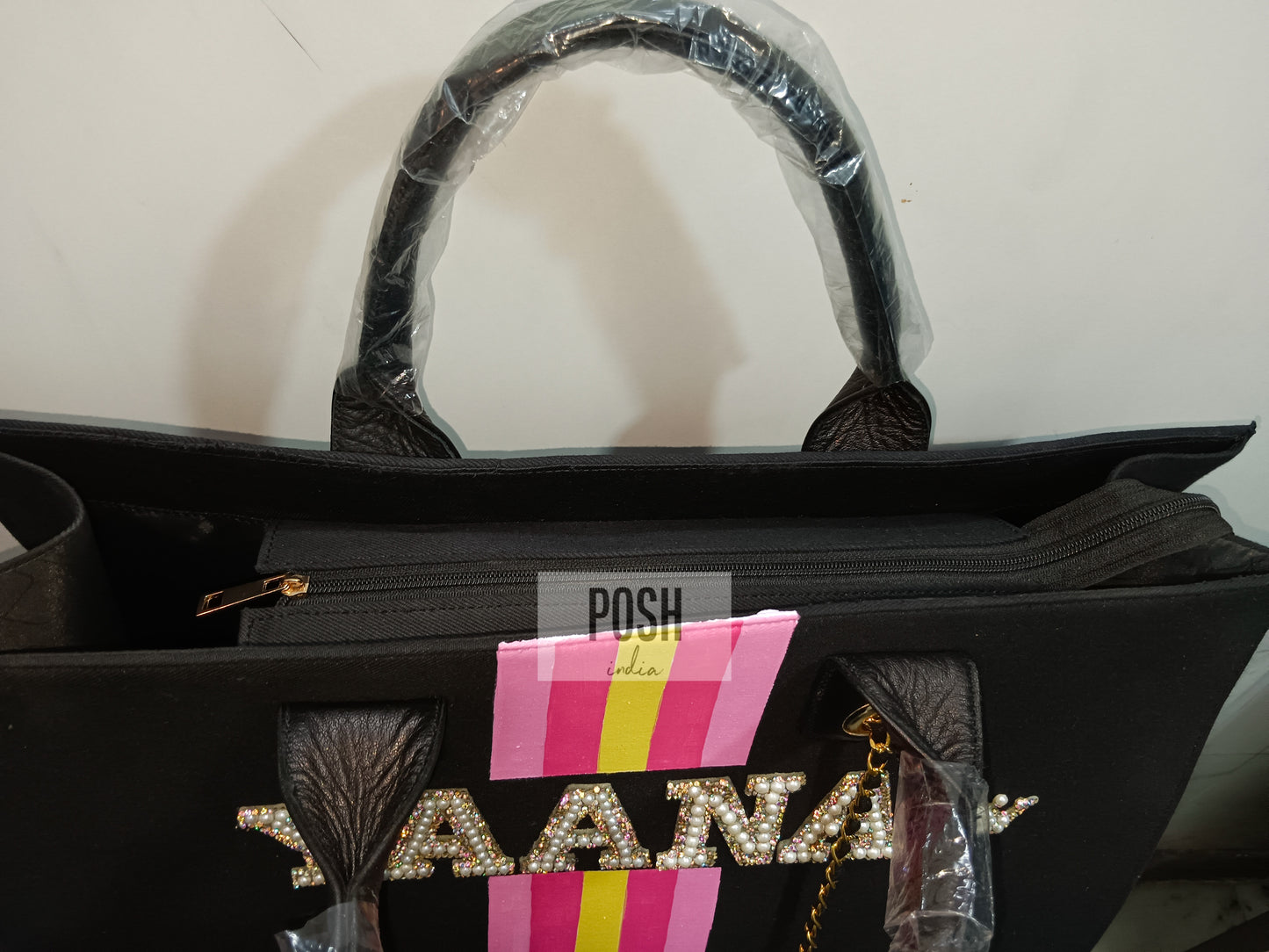 Black Scarlet Tote With Stripe