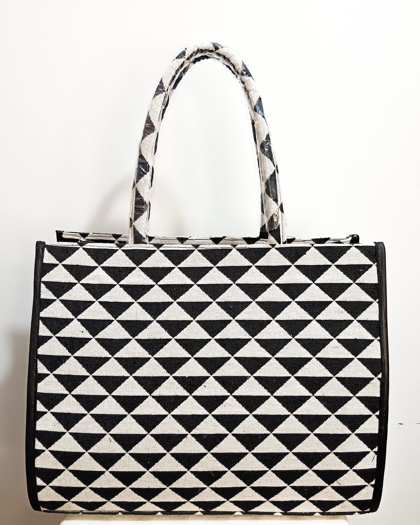 Illuminati tote