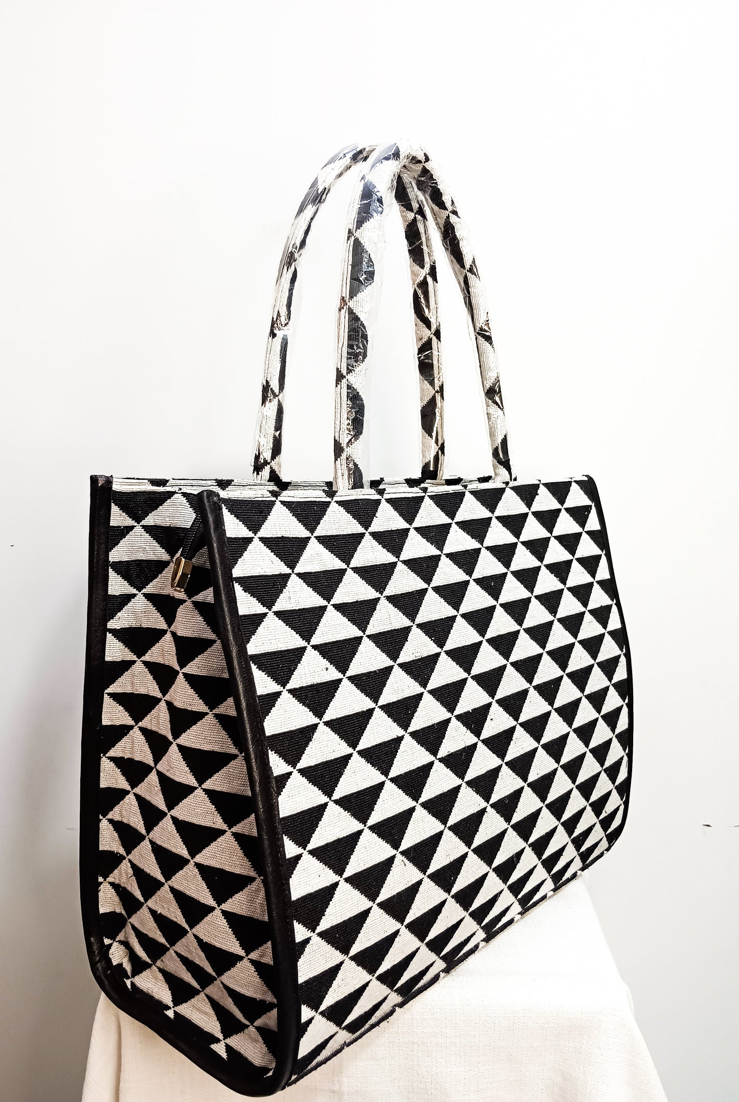 Illuminati tote