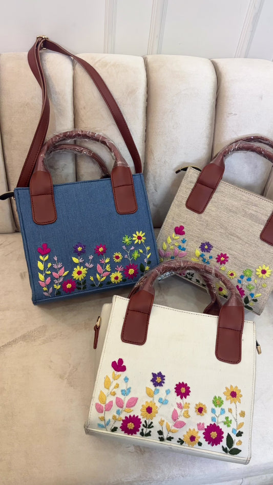 Mini Embroidery Tote (fully hand embroidered)
